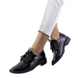 Crne ženske cipele marke Ricieri crna