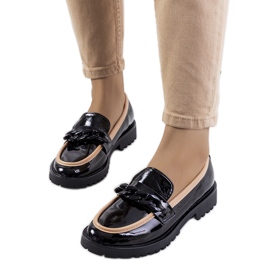 Crne lakirane cipele iz Eldarka crna