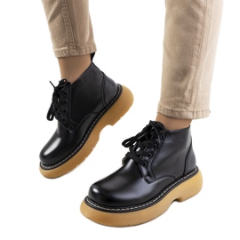 Crne čizme iz Redeleka crno