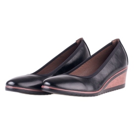 W. Potocki Crne pumpe na klin W. Potockog crno