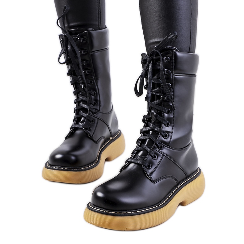 Crne čizme iz Redela crno