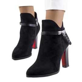 Crne Deshi visoke pete crna