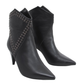 Girme Crne čizme na visoku petu crna