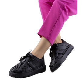 Crne tenisice na čičak marke Pates crna