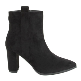 Klasične Titina crne štikle crna