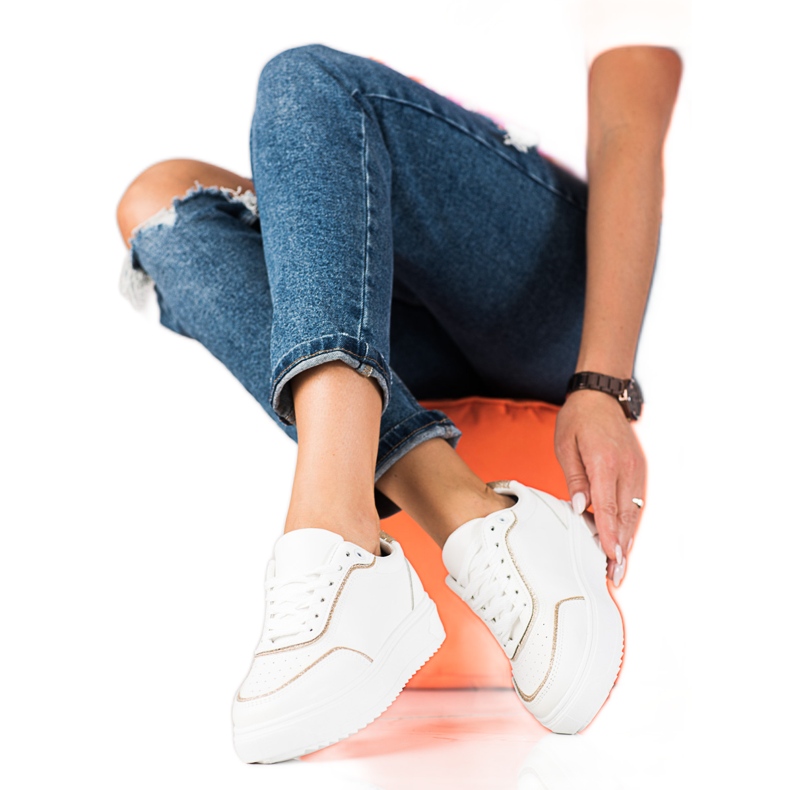 Bijele ženske tenisice Shelovet sa zlatnom postavom bijela zlatna