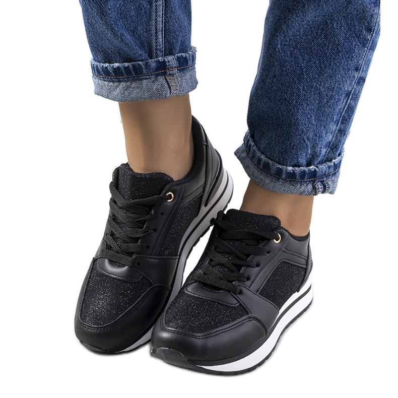 Zarema crne tenisice crno