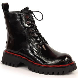 S.Barski Crne lakirane izolirane čizme S. Barskog crna