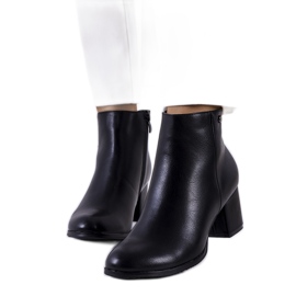 Crne čizme na stupu od eko kože Durnatel crna