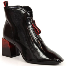 S.Barski Tople lakirane čizme s ukrasnom petom S. Bararski W OLI183 crna