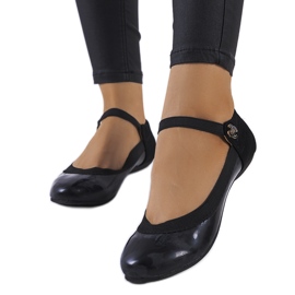 Crne balerinke s elastičnom trakom marke Hari crna