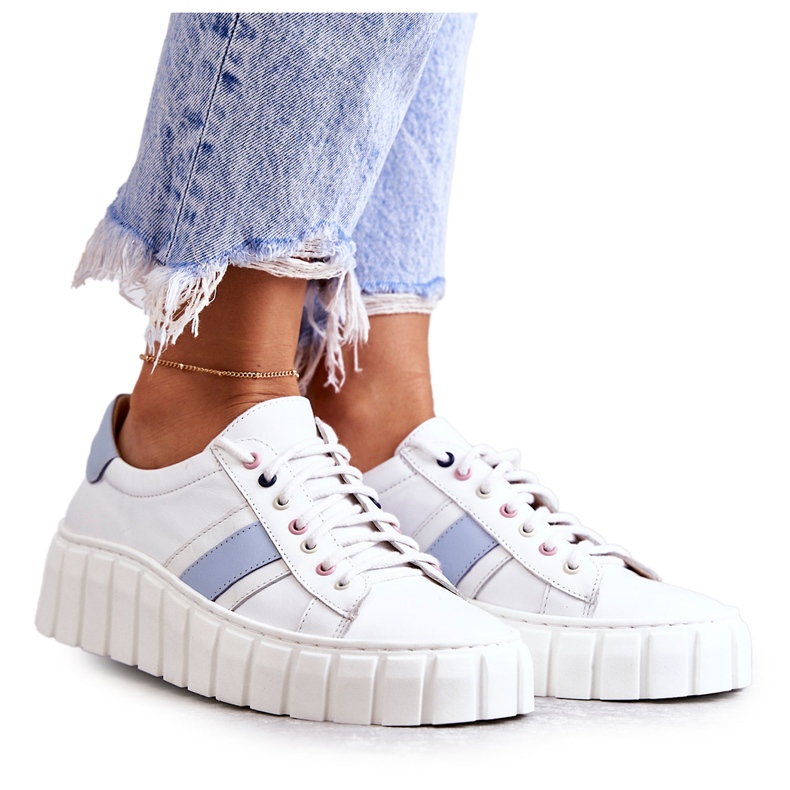 Ženske sportske kožne cipele na vezanje bijele i plave Ariva bijela