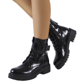 Crne lakirane Tarrin čizme crna