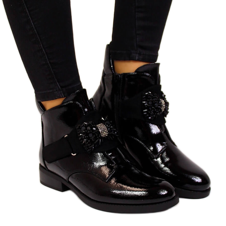 S.Barski Ženske izolirane lakirane čizme s crnom mašnom S. Barski