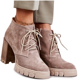 Moderne čizme na vezanje od brušene kože, bež Selma