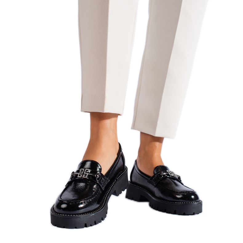 Ženske lakirane mokasine na debelom Shelovet potplatu crne boje crno