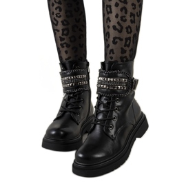 Avenida crni lovci crna