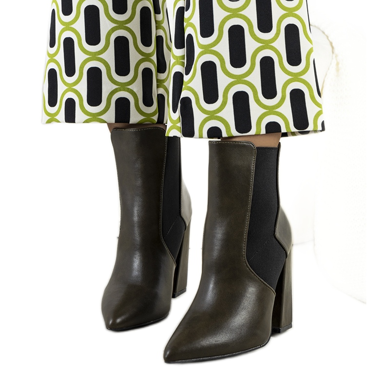 Zelene Chelsea čizme na stupu Hamilta zelena