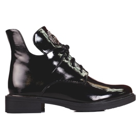 Ženske čizme Shelovet s izrezom crna