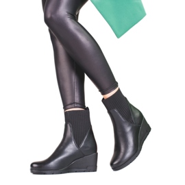 Natikače na klinu Shelovet crna