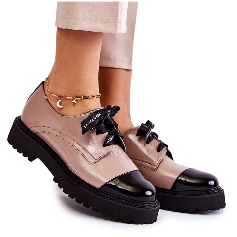 Lakirane cipele na vezanje Laura Messi 2441 Bež smeđa