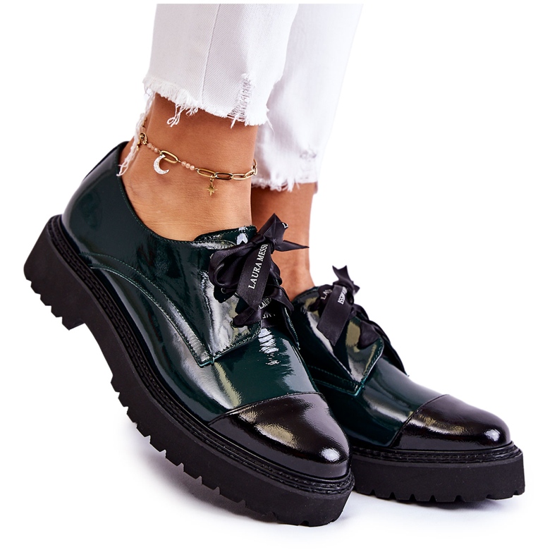 Lakirane cipele na vezanje Laura Messi 2441 Zelena