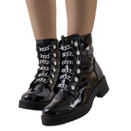 Crne lakirane Ibarra čizme crna