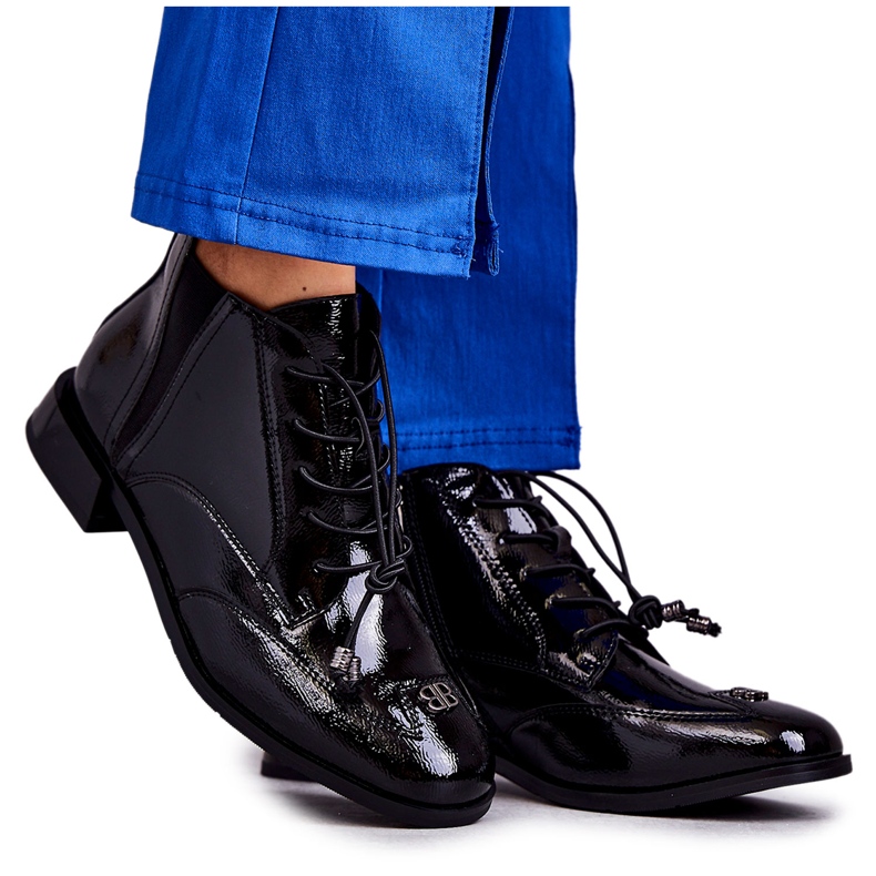 S.Barski Lakirane gležnjače s ukrasom, crne crno