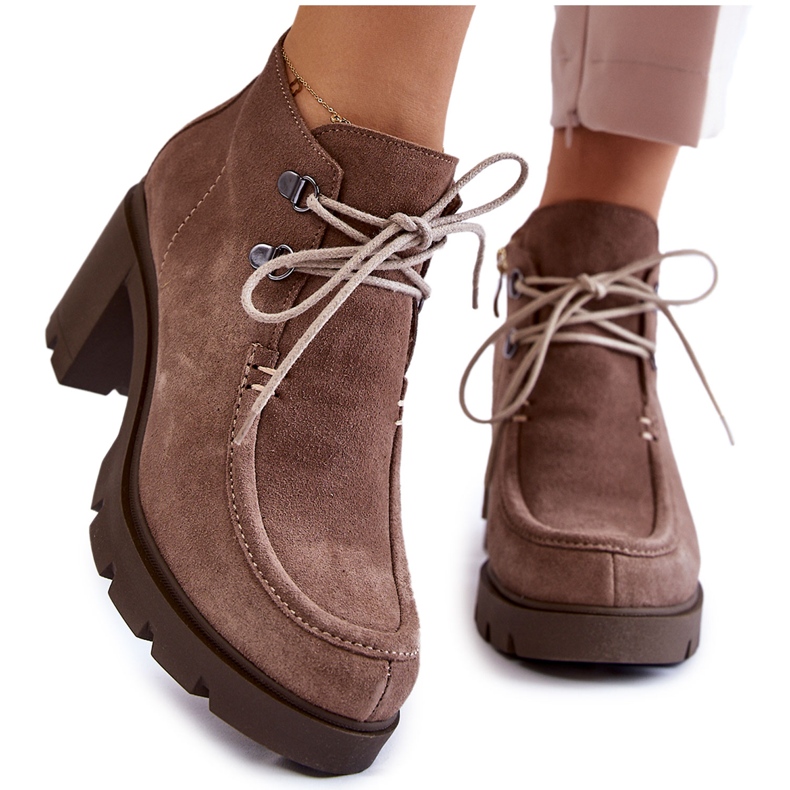 Ženske čizme od brušene kože na vezanje svijetlo smeđe Marianne smeđa