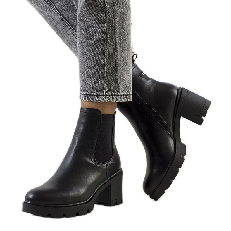 PA1 Crne čizme na visoku petu marke Selima crno