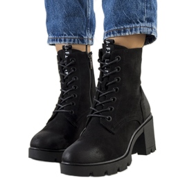 PA1 Crne Chichig čizme od antilopa s visokom petom crna