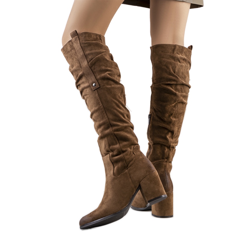 Smeđe čizme s visokom petom od brušene kože Neve smeđa