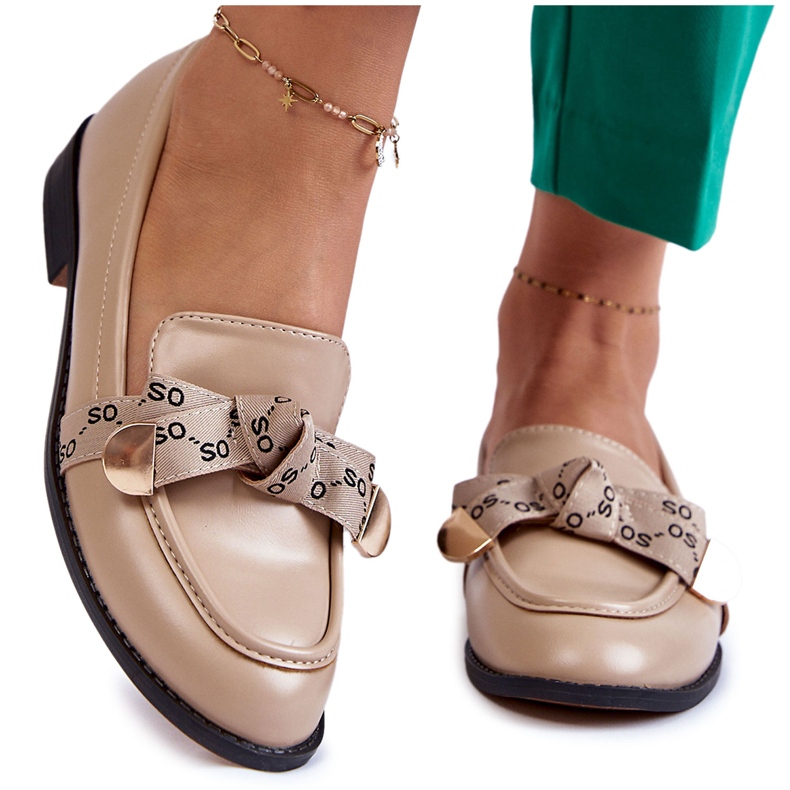 WS1 Ženske kožne mokasine s bež Dayes mašnom