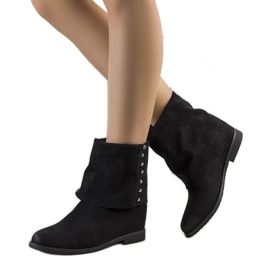 PA1 Crne čizme s nitnama iz Sullivana crna