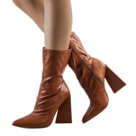 BM Denisa smeđe čizme na visoku petu smeđa