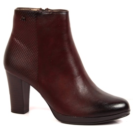 Kestenjaste tople ženske čizme na stup M. Daszyński klaret