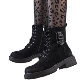 Judyni crni lovci crno