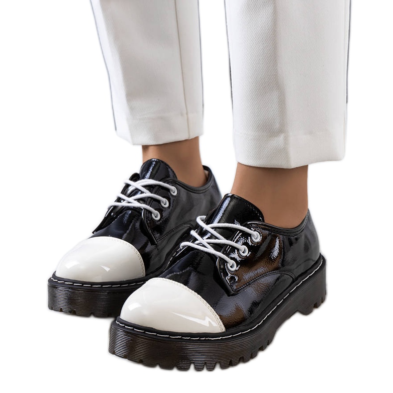 PA1 Crne lakirane Cardin cipele bijela crno