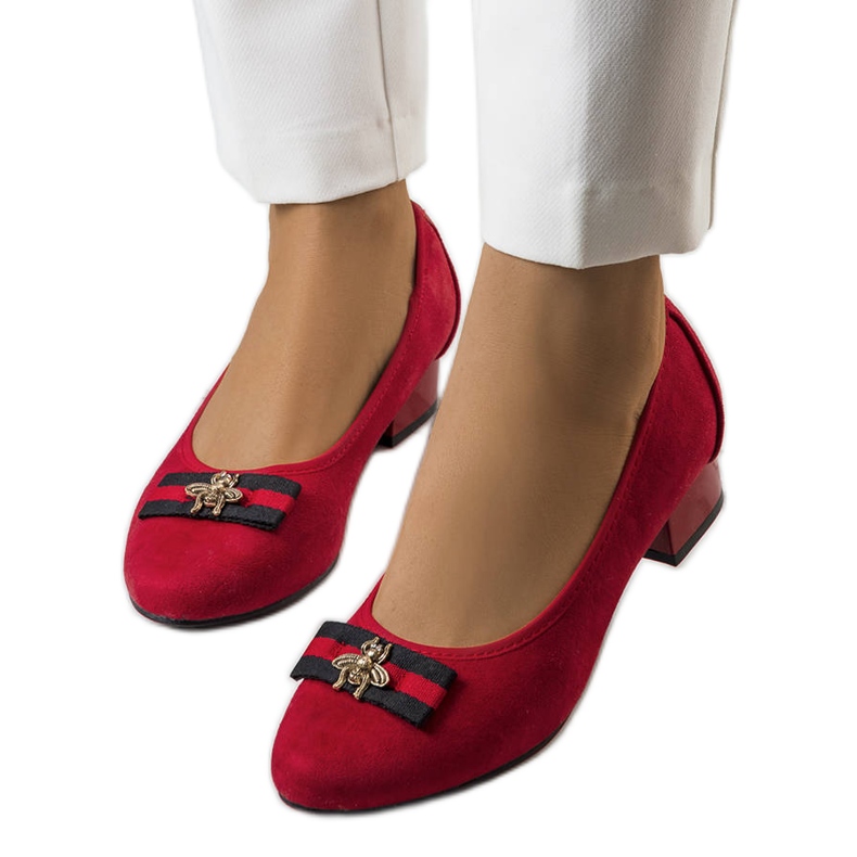 Crvene salonke s Vijver leptir mašnom crvena