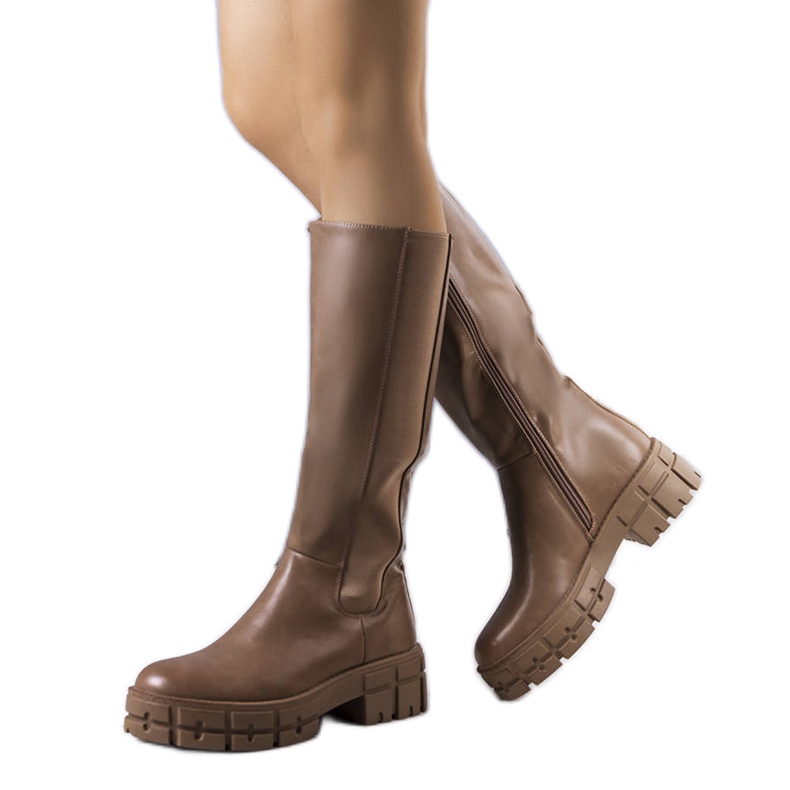 BM Smeđe izolirane čizme iz Donara smeđa