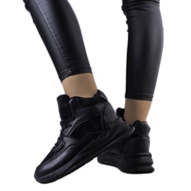 BM Crne izolirane tenisice iz Malverna crna