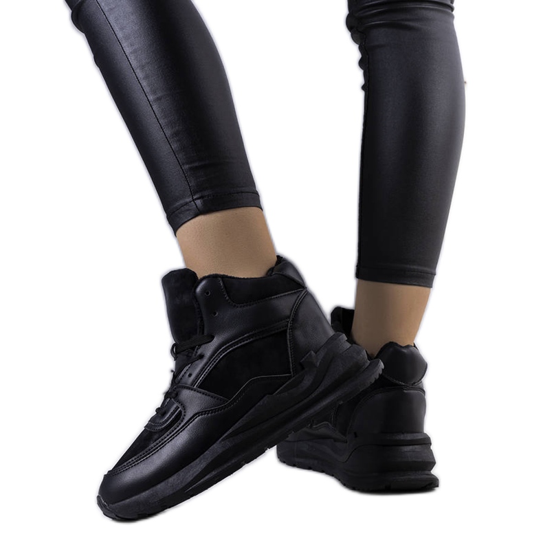 BM Crne izolirane tenisice iz Malverna crno