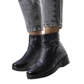 PA1 Crne izolirane čizme na klinu iz Yarele crno