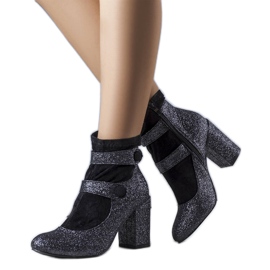 Orlando crne brokatne čizme crna