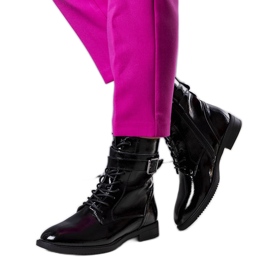 Crne izolirane lakirane čizme iz Pompija crna