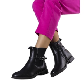 Crne izolirane čizme marke Marisi crna