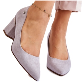 Klasične salonke na visoku petu od brušene kože sa sivim derren ukrasima siva