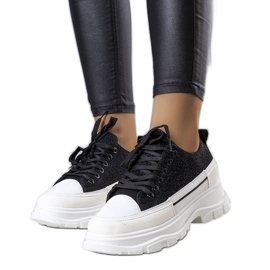 Crne tenisice s visokim potplatom marke Callani crna