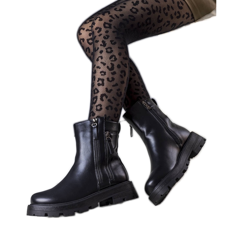 Crne izolirane čizme iz Ferryja crno