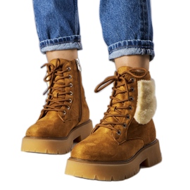 Smeđe izolirane čizme s krznom iz Bernara smeđa